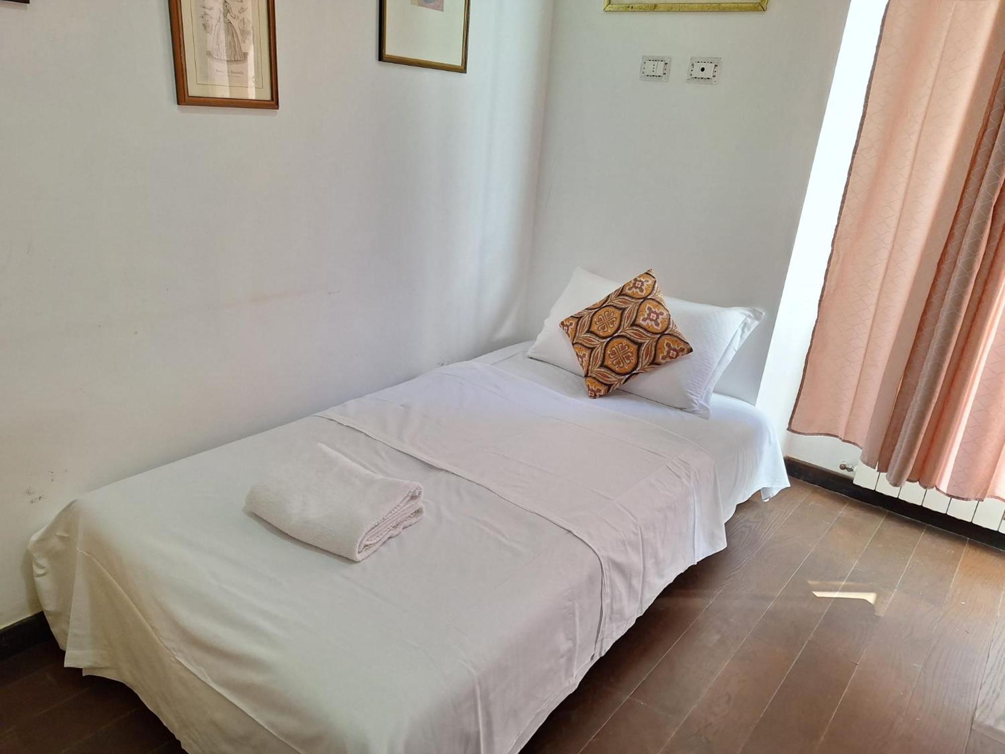 Casa Fanti 57 Hostel โรม ภายนอก รูปภาพ