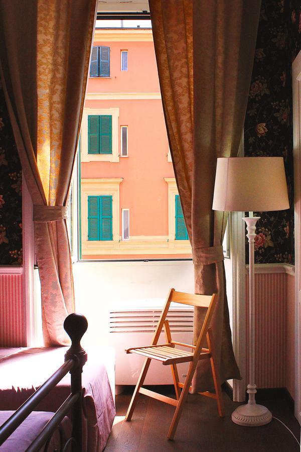 Casa Fanti 57 Hostel โรม ภายนอก รูปภาพ