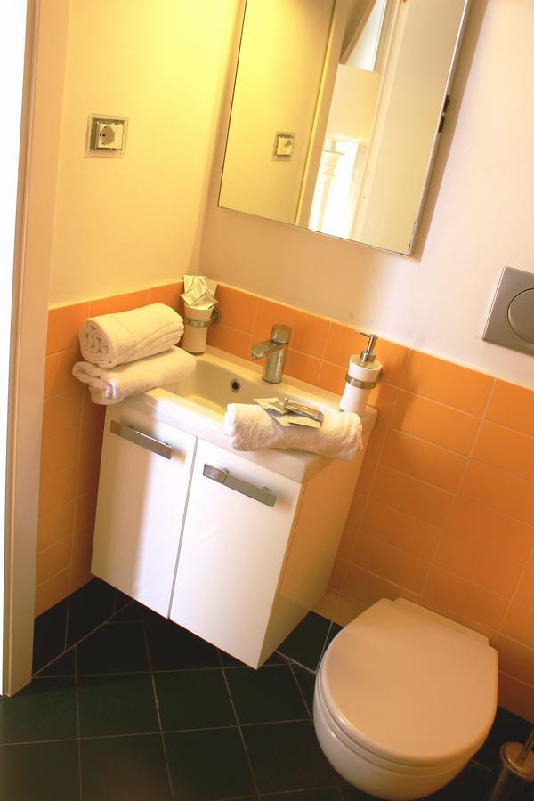 Casa Fanti 57 Hostel โรม ภายนอก รูปภาพ